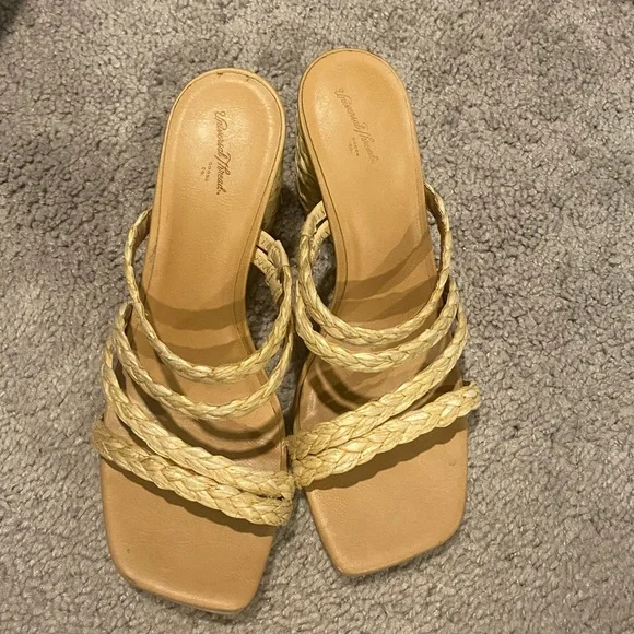 Universal Thread Wedges - Picture 6 of 9